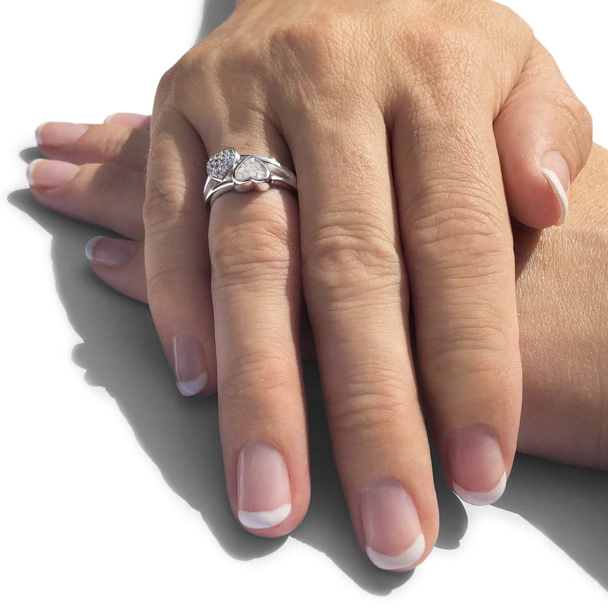 Load image into Gallery viewer, EverWith Ladies Cherish Memorial Ashes Ring with Fine Crystals