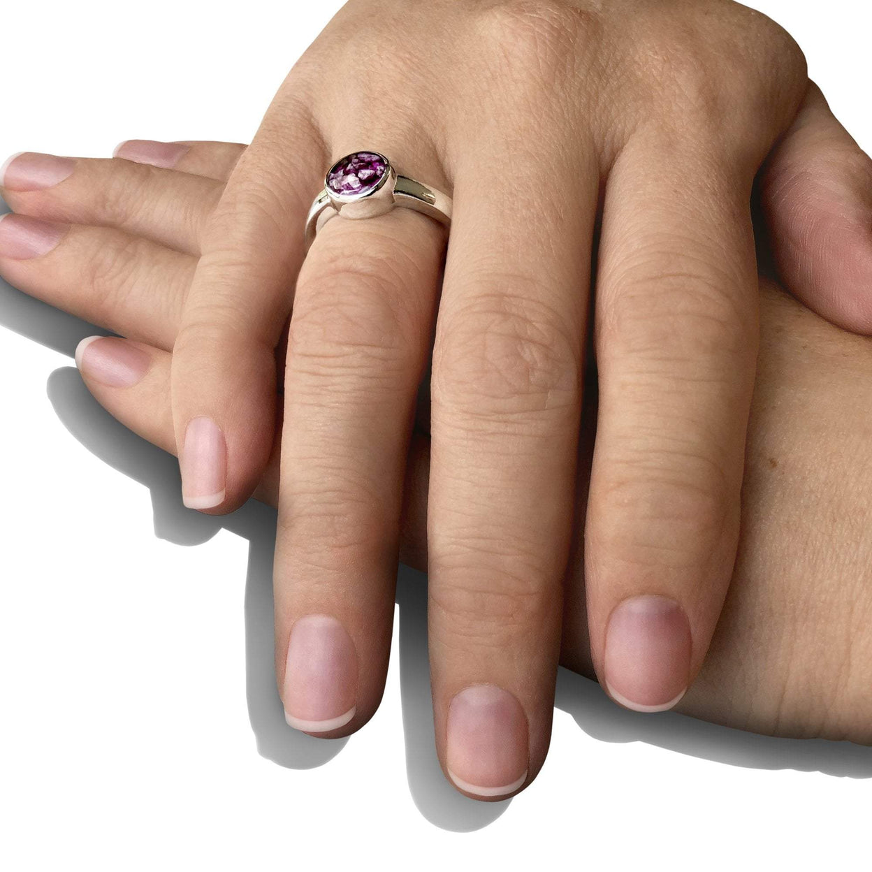 Load image into Gallery viewer, EverWith Ladies Multisize Round Memorial Ashes Ring