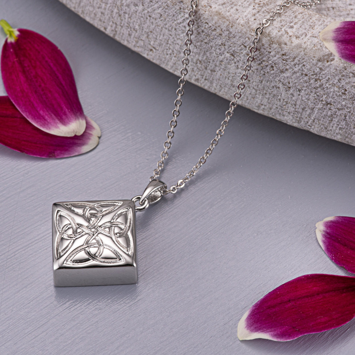 Load image into Gallery viewer, EverWith Self-fill Eternal Treasure Memorial Ashes Pendant