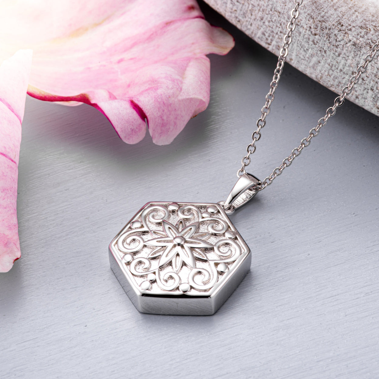 Load image into Gallery viewer, EverWith Self-fill Forever Treasured Memorial Ashes Pendant